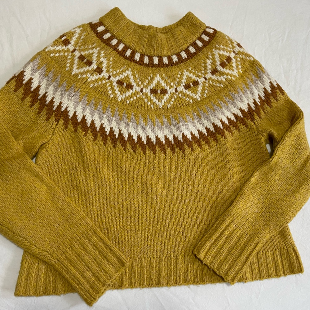 American Eagle Mustard Yellow Fair-isle Style Sweater